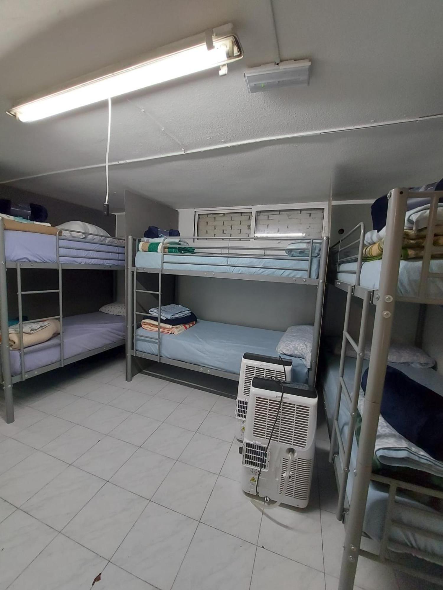 Bernabeu A 15 Minutos Albergue *